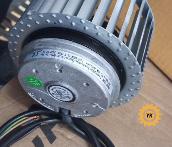 Ventilador centrífugo curvado para frente AC 120mm